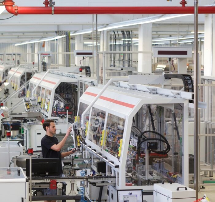 Die Chancen der Digitalisierung nutzen / ABB zeigt auf der SPS IPC Drives 2016 Lösungen für mehr Effizienz und Leistung basierend auf der fortschreitenden Digitalisierung (FOTO)