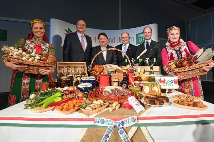 Eröffnungsbericht – Grüne Woche 2017: Tradition trifft Innovation (FOTO)