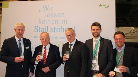 Nach der Krise ist vor der Krise: Genossenschaftsmolkereien stärken den Milchmarkt (FOTO)