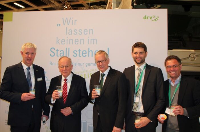 Nach der Krise ist vor der Krise: Genossenschaftsmolkereien stärken den Milchmarkt (FOTO)