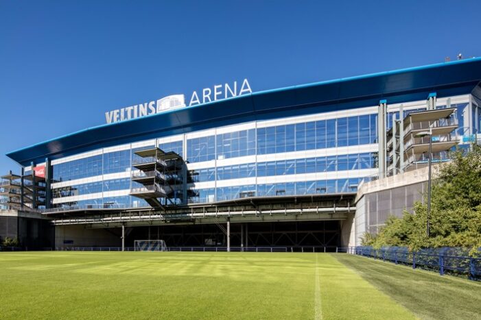 Brauerei bleibt für mindestens zehn weitere Jahre Namensgeber 
der Veltins-Arena (FOTO)