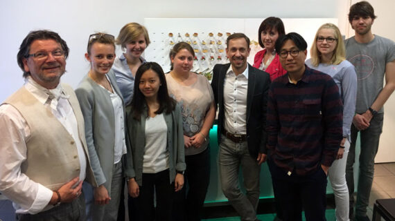 KAISERSCHOTE begeistert Studierende der International University of Applied Sciences mit Workshop über Event-Catering KAISERSCHOTE begeistert Studierende der International University of Applied Sciences mit Workshop über Event-Catering