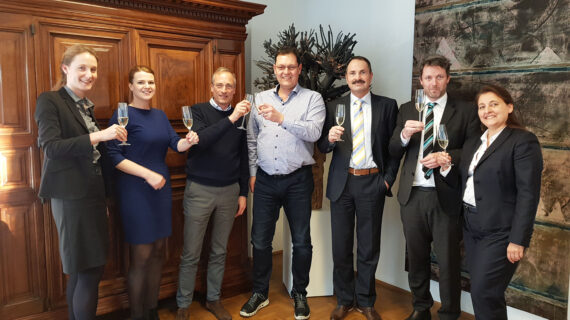 Feedaxess und Saro Gastro Products fusionieren