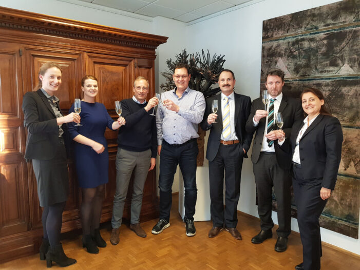 Feedaxess und Saro Gastro Products fusionieren
