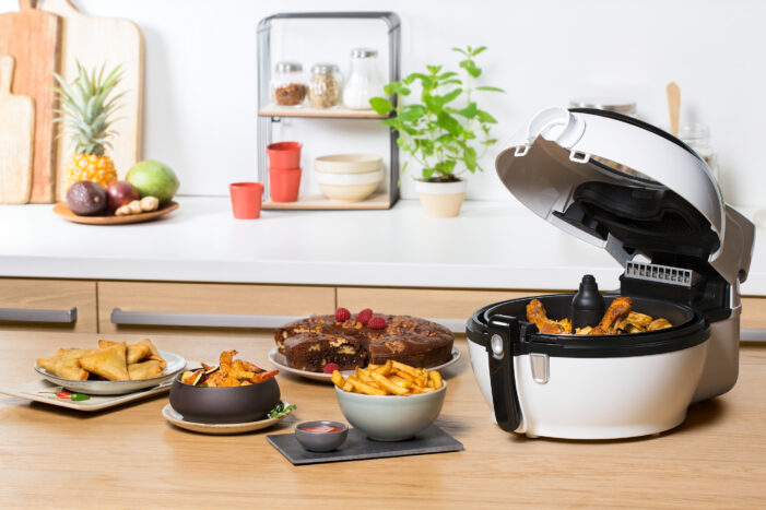 Neue Heißluftfritteuse ActiFry Genius von Tefal