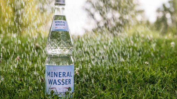 Natürliches Mineralwasser: Alles Gute kommt von unten – und oben! (FOTO)