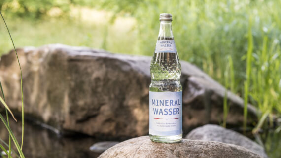 Alles unter Kontrolle – von der Mineralwasser-Quelle bis in die Flasche