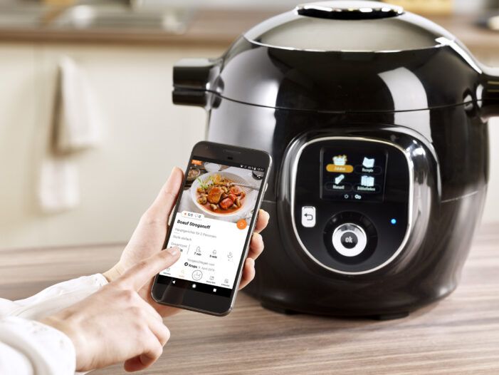 Der ganz persönliche Kochassistent: der neue intelligente Multikocher Krups Cook4Me+ Connect für eine schnelle Küche voller Ideen