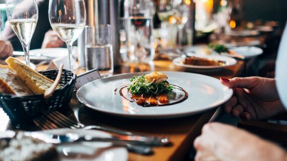 Mehr Vielfalt, mehr Individualität: OpenTable-Umfrage enthüllt Erwartungen deutscher Restaurantbesucher