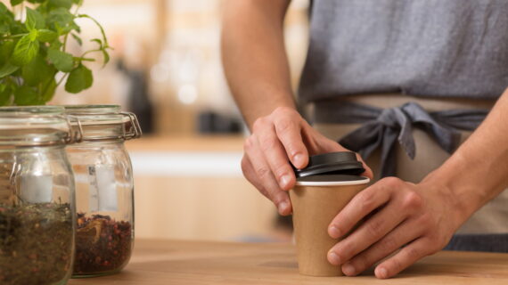 Bio Kaffeebecher für ein nachhaltiges Coffee to go Geschäft
