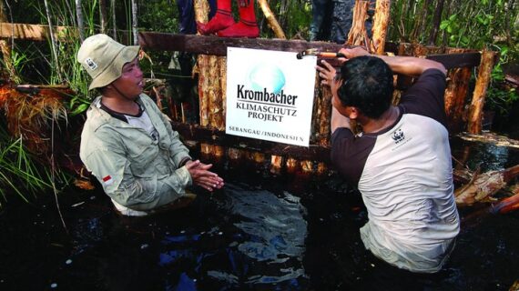 10 Jahre Krombacher Klimaschutz-Projekt auf Borneo – Klimanutzen bei 3 Millionen Tonnen CO2 pro Jahr (FOTO)