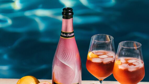 Apéritif wie in Frankreich: Mit Champagne Nicolas Feuillatte den Sommer genießen