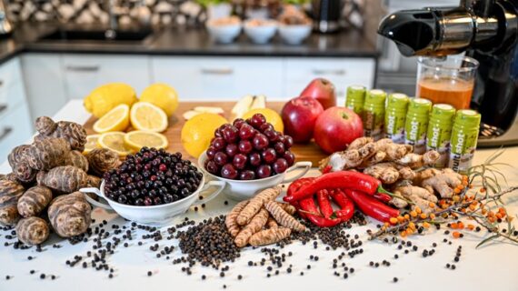 Superfood-Booster multishot® aus zehn Bio-Zutaten für starkes Immunsystem und bessere Gesundheit / Naturprodukt to Go (FOTO)