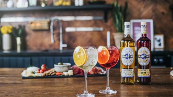 5 Tipps zum Mindful Drinking: MARTINI unterstützt das Konzept mit hochwertiger Qualität und Geschmack (FOTO) 5 Tipps zum Mindful Drinking: MARTINI unterstützt das Konzept mit hochwertiger Qualität und Geschmack (FOTO)