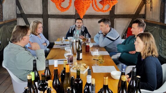Bislang größte Orange Wine Verkostung in Deutschland