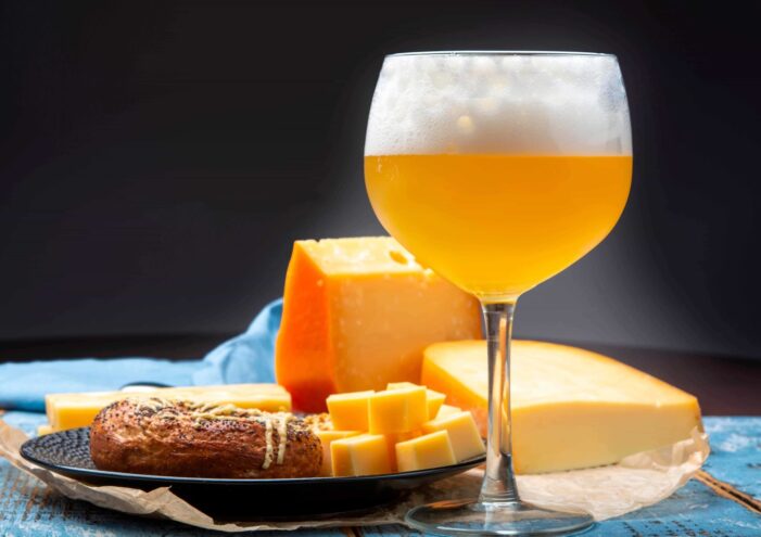 KÄSE UND HANDWERKLICH GEBRAUTES BIER, EINE GELUNGENE HOCHZEIT ERSTER KLASSE