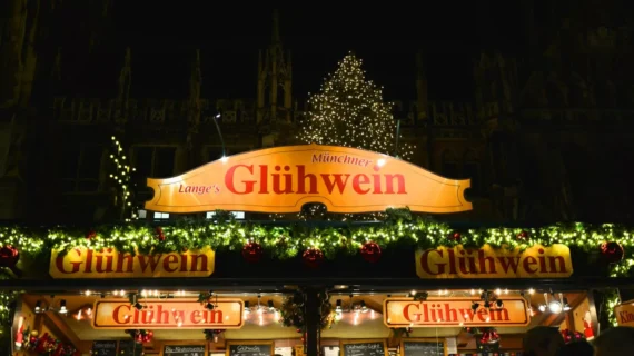 Im September beginnen die Vorbereitungen für die Weihnachtsmarkt Saison