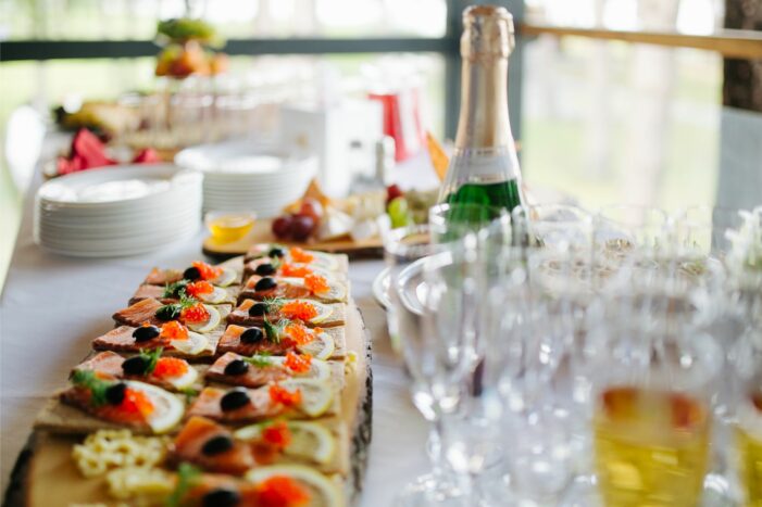 Der Sonnenhof (Die Bildrechte liegen bei dem Verfasser der Mitteilung.) Catering für Familienfeiern auf dem Sonnenhof
