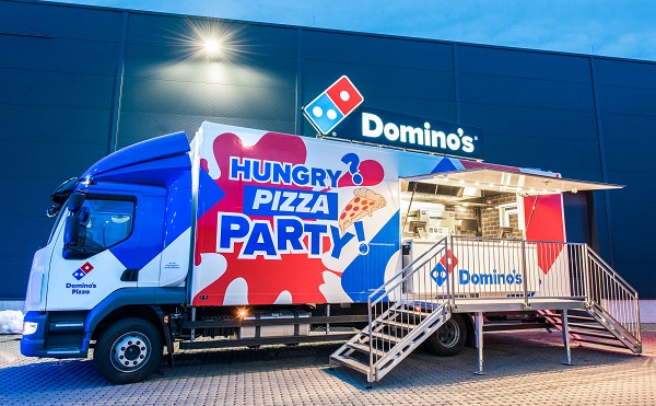 They see me rollin‘ – Domino’s Pizza Deutschland präsentiert den ersten Food Truck in Europa