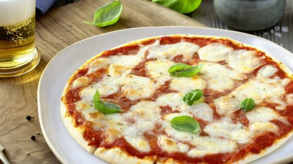 Glutenfreie Pizza für den internationalen Markt