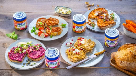 Neues Produktsortiment von THOMY: Herzhafte Gemüse-Brotaufstriche