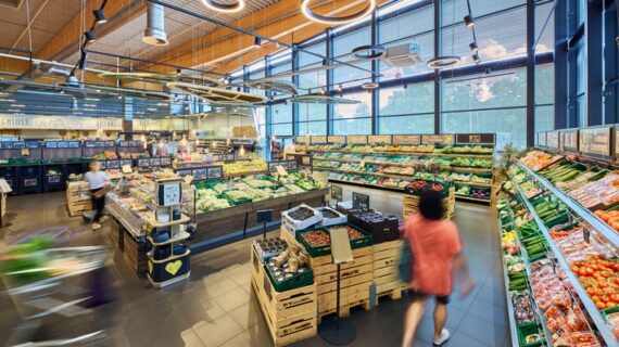 EDEKA gewinnt Retail Award 2025 für herausragende Obst- und Gemüseabteilungen
