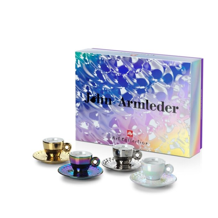 illycaffè präsentiert die neue illy Art Collection, gestaltet von John Armleder: eine Hommage an die kreative Unvorhersehbarkeit zwischen Kunst und Design