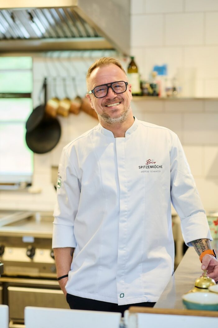 Die BIO Spitzenköche freuen sich über Zuwachs: Andreas Schwarzer, Küchenchef der Brasserie Fleckenbühl, tritt der Kochvereinigung bei