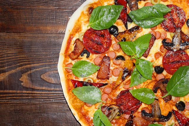 Was ist der Unterschied zwischen einer Tiefkühlpizza und einer Pizza aus der Kühlung