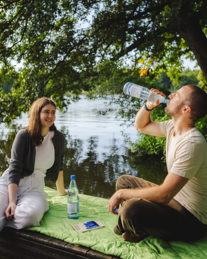 Was trinkt Deutschland am liebsten? Natürliches Mineralwasser!