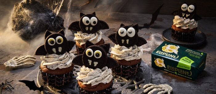 Zum Anbeißen – Vegane Fledermaus-Muffins / Pünktlich zu Halloween bringt Eleplant das passende Rezept Zum Anbeißen – Vegane Fledermaus-Muffins / Pünktlich zu Halloween bringt Eleplant das passende Rezept