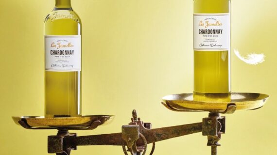 Les Jamelles präsentiert seine neue leichtere Signature-Flasche Les Jamelles präsentiert seine neue leichtere Signature-Flasche