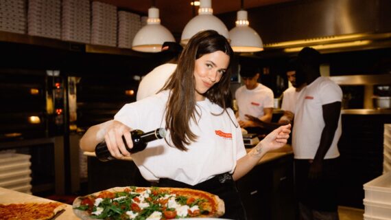 Pizza essen und Gutes tun Pizza essen und Gutes tun