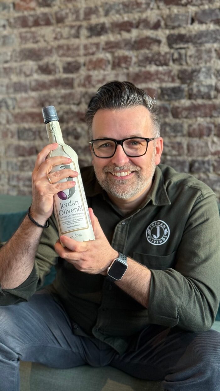 Eine Olivenölflasche aus Papier. Kein Witz.