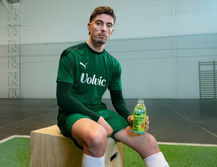 Volvic erweitert Vitamin+ um Sportvariante für aktive Menschen