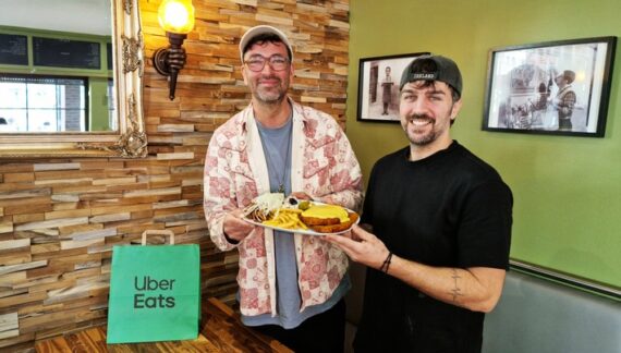 Marteria & Pfeiler Grill launchen neues Kultgericht. Inspiriert vom Taxi Teller: Uber Pfanne exklusiv über Uber Eats erhältlich