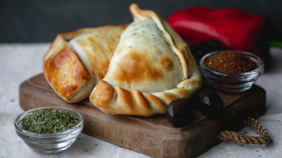 Quinoa-Empanada by Carla Marina Kalp: glutenfrei & köstlich
