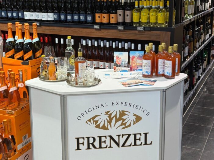 Erfolgreiche Verkostung von FRENZEL Grapefruit bei EDEKA Selders Erfolgreiche Verkostung von FRENZEL Grapefruit bei EDEKA Selders