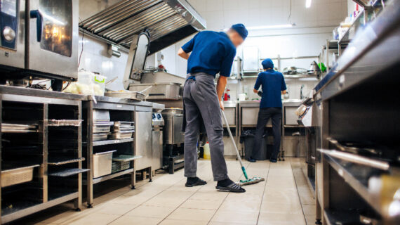 Die Wichtigkeit von Sauberkeit und Hygiene in Gastronomie und Lebensmittelhandel