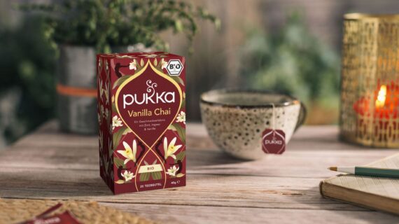 Der neue Bio-Kräutertee „Vanilla Chai“ von Pukka
