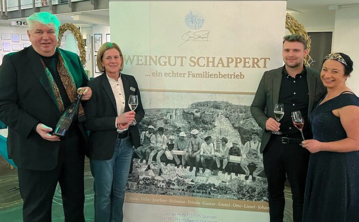 Majestätische Begleitung der Weingala 2026