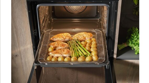 Der Airfryer-Effekt – jetzt in Backöfen von Amica
