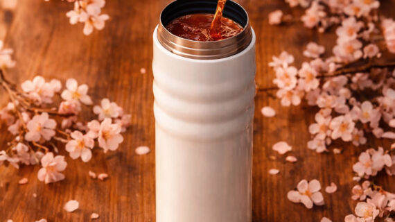 Kyoceras Liebling des Monats – die Thermoflasche MB-17S WH