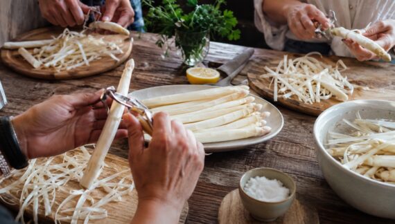 Ganz in Weiß – Das Forum Steglitz feiert den Spargel Ganz in Weiß – Das Forum Steglitz feiert den Spargel